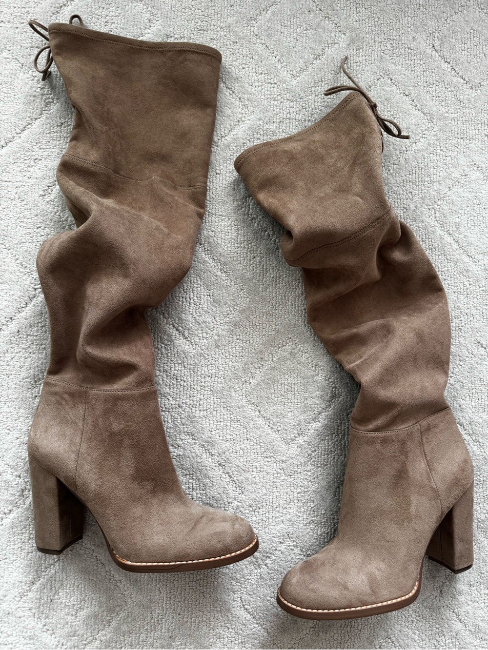 Vince Camuto Women's VO- GRADY Taupe MicroSuede Knee-High Heel Boots/ 8,5/ NWT